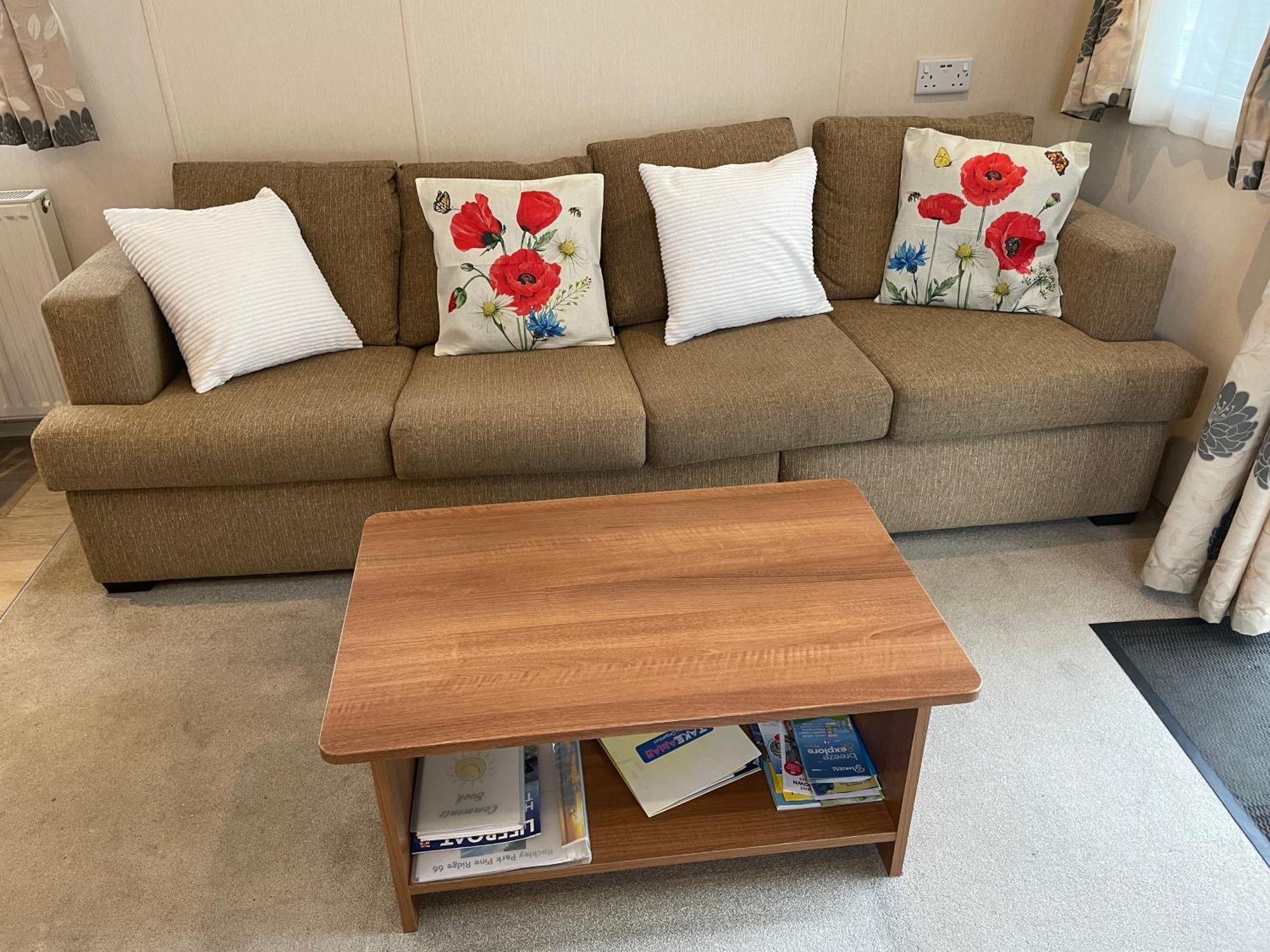 Rockley Park Private Holiday Homes 풀 외부 사진