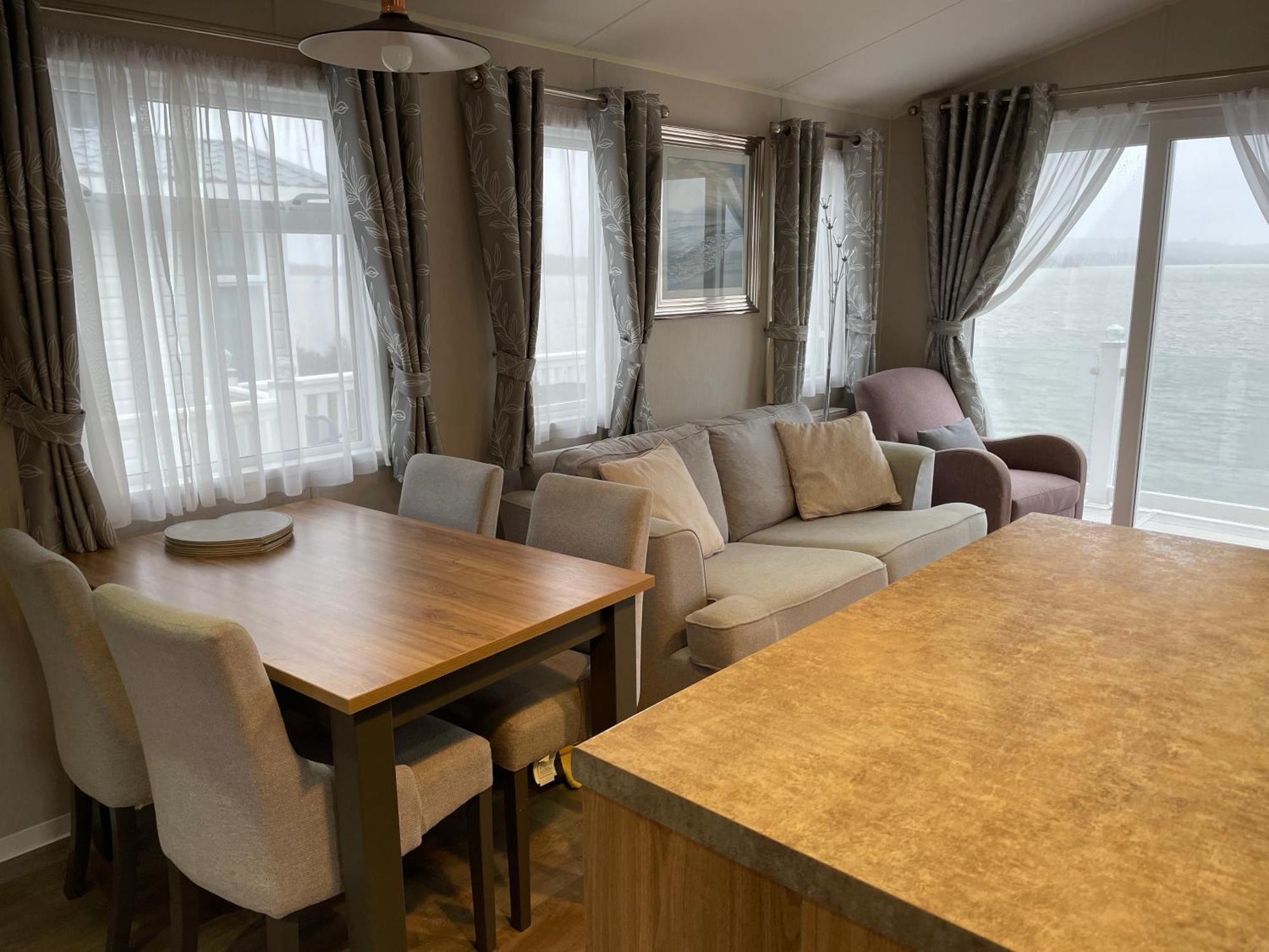 Rockley Park Private Holiday Homes 풀 외부 사진